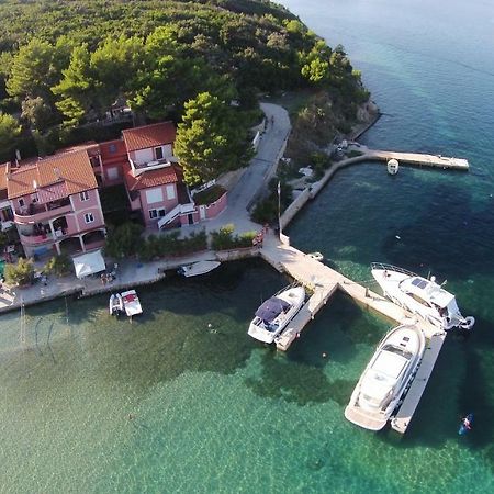 Apartments Zala Matusan Супетарска-Драга Экстерьер фото