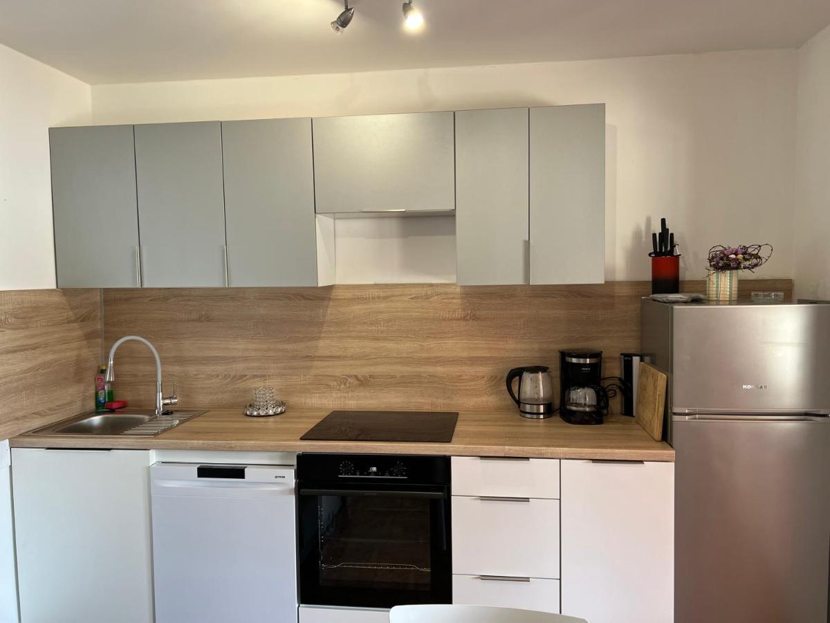 Apartments Zala Matusan Супетарска-Драга Экстерьер фото