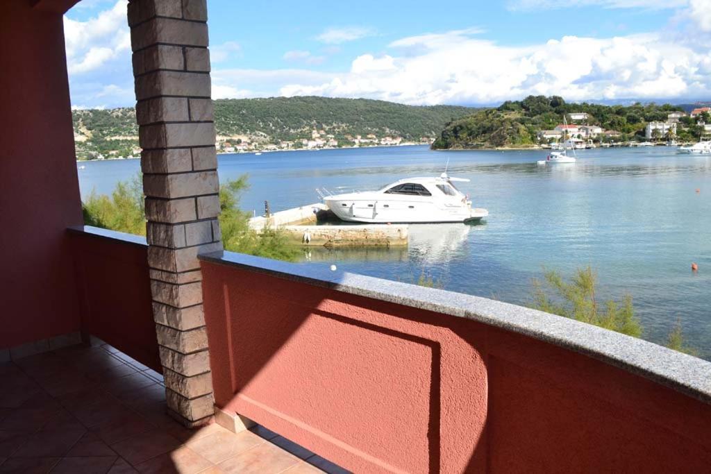 Apartments Zala Matusan Супетарска-Драга Экстерьер фото