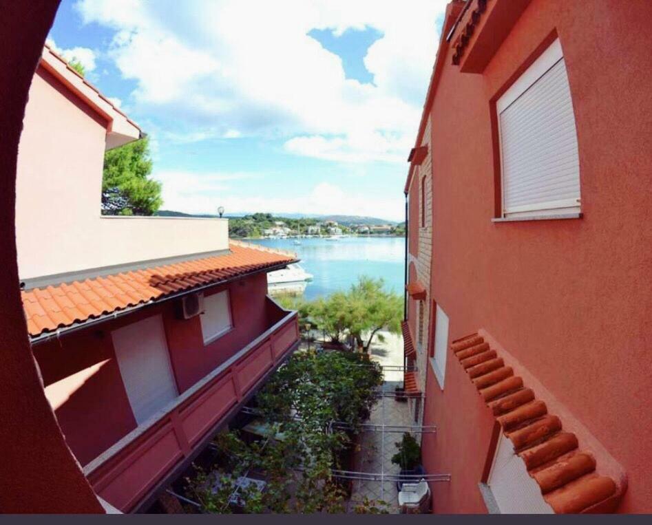 Apartments Zala Matusan Супетарска-Драга Экстерьер фото